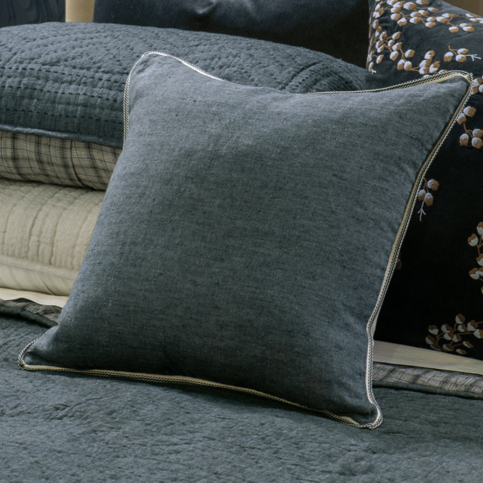Appetto Cushion | Midnight