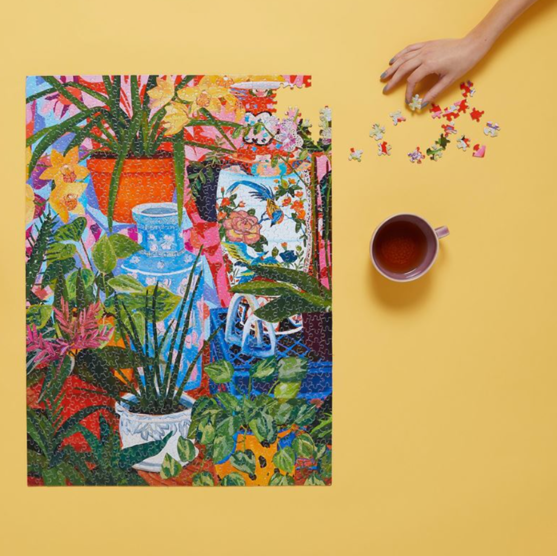 Tropical Vases 1000 Piece Puzzle