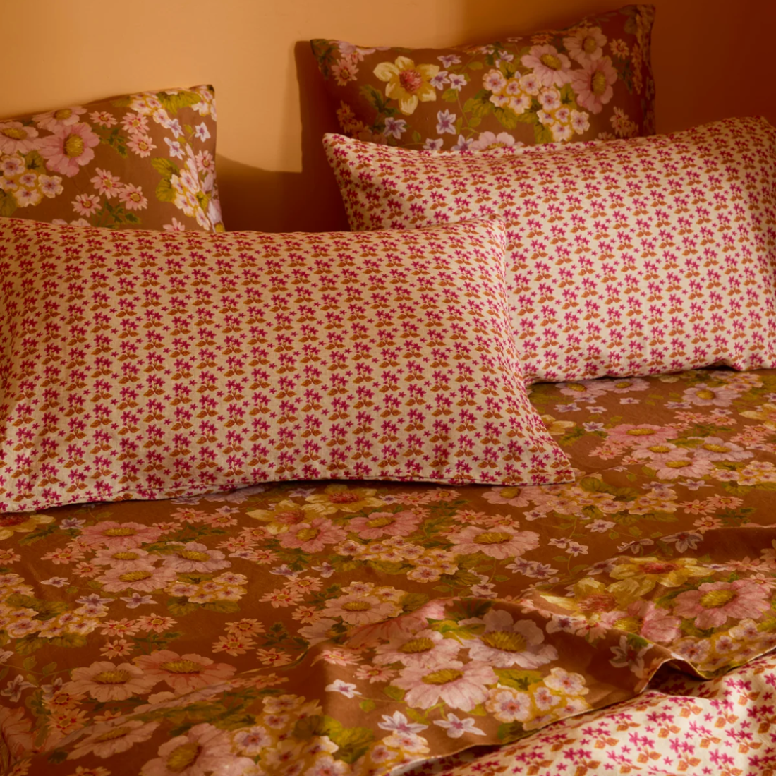Bonnie & Neil Buttercup Rust Flat Sheet