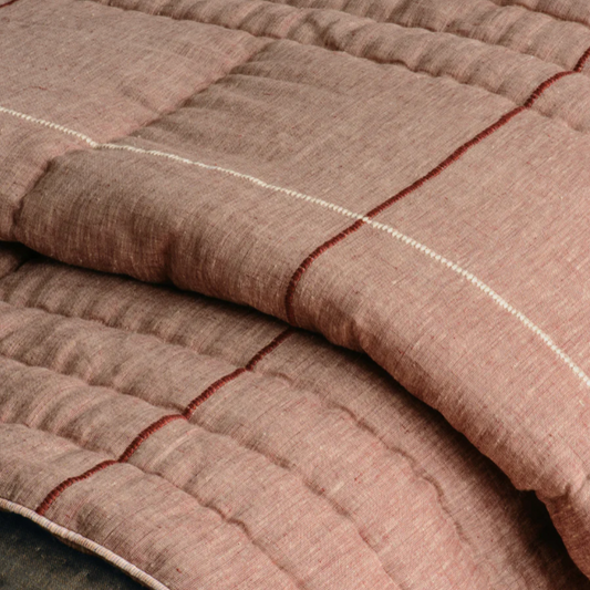 Tabiishi Comforter | Dusky Merlot