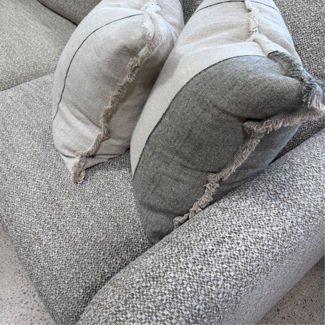 Miro 2.5 Sofa | Salina
