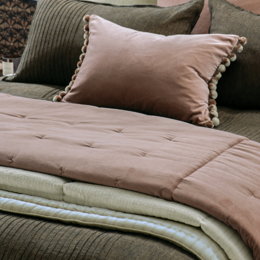 Lorenne Cerchio Comforter - Pink Clay