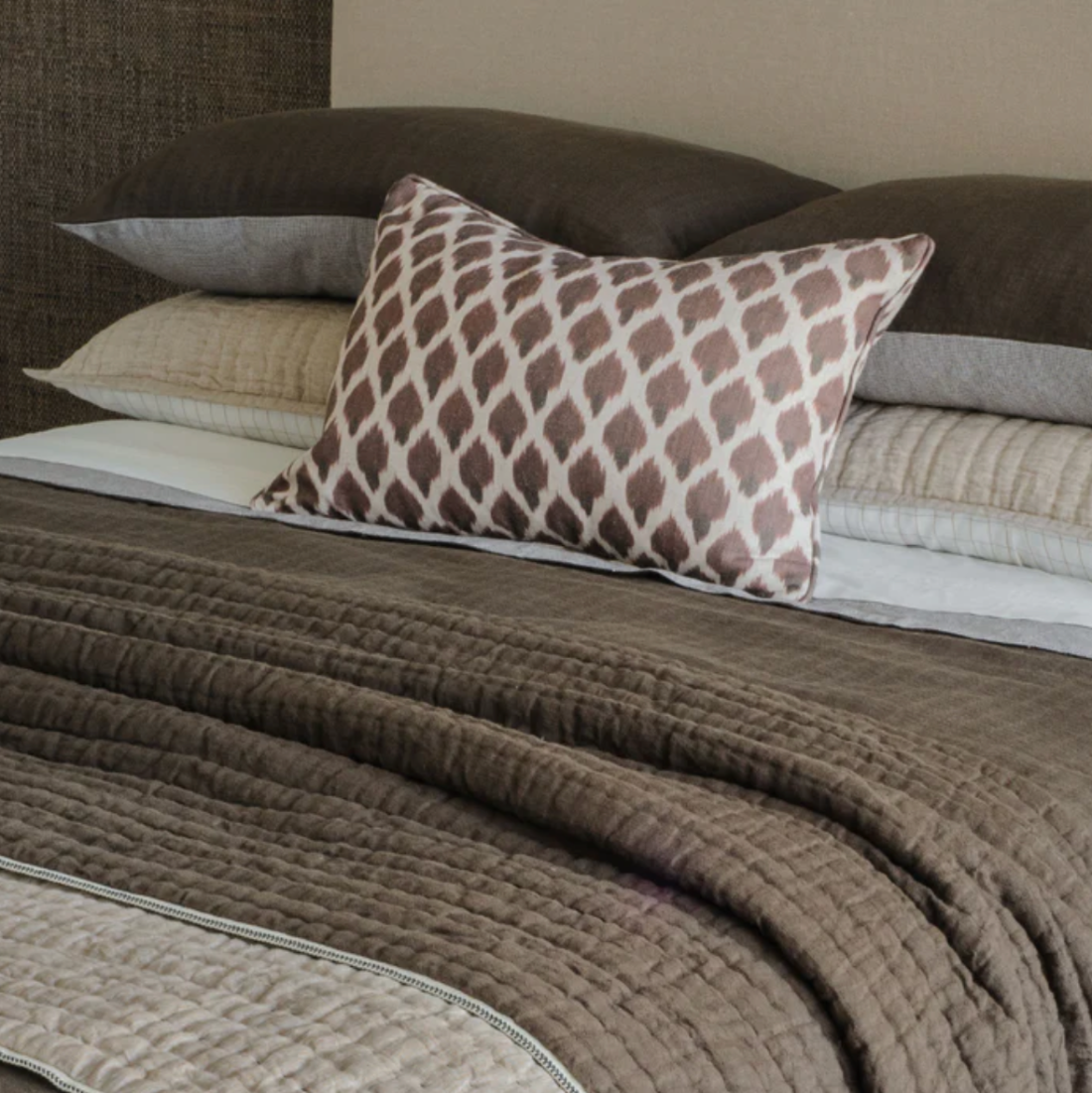 Kasumi Cushion | Rosewood / Cocoa