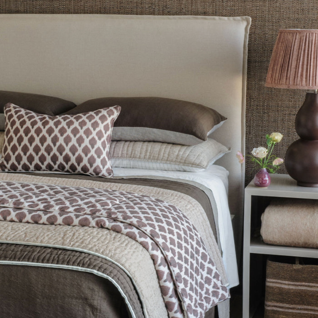 Kasumi Comforter | Rosewood / Cocoa