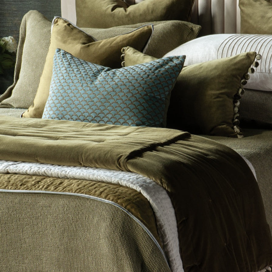 Sottobosco Queen Bedspread | Olive